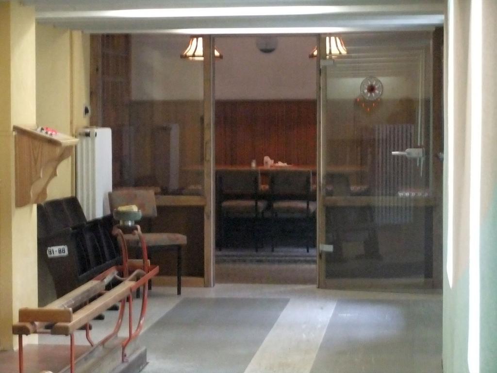 Zur Edlen Krone Neuhausen  Εξωτερικό φωτογραφία